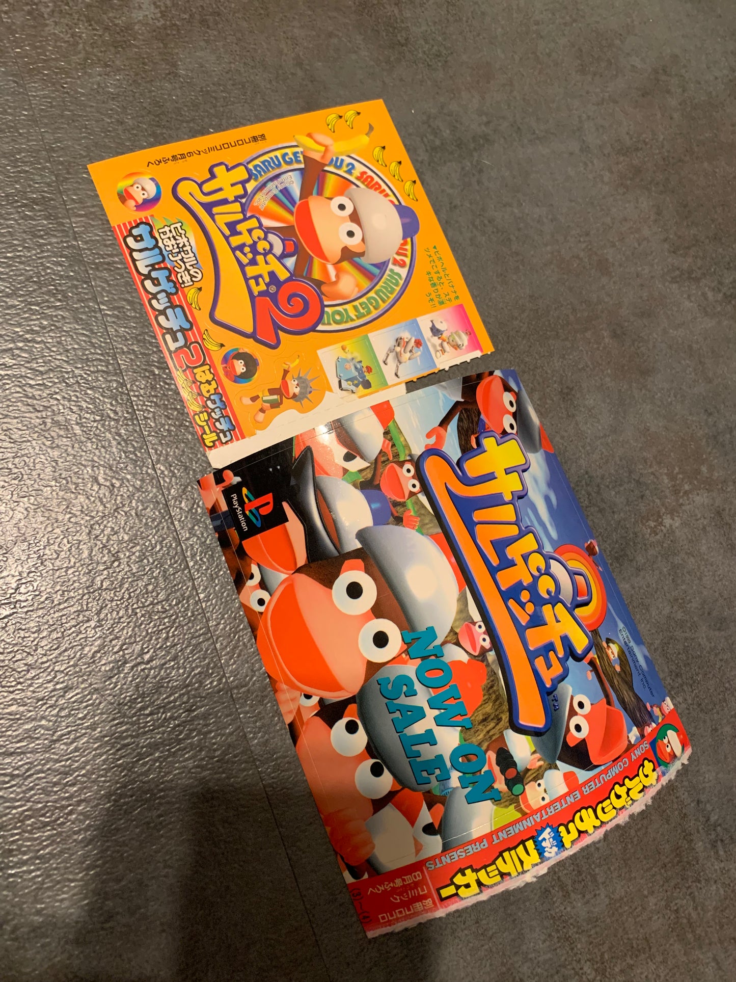 Pegatinas promocionales de Ape Escape 1 y 2